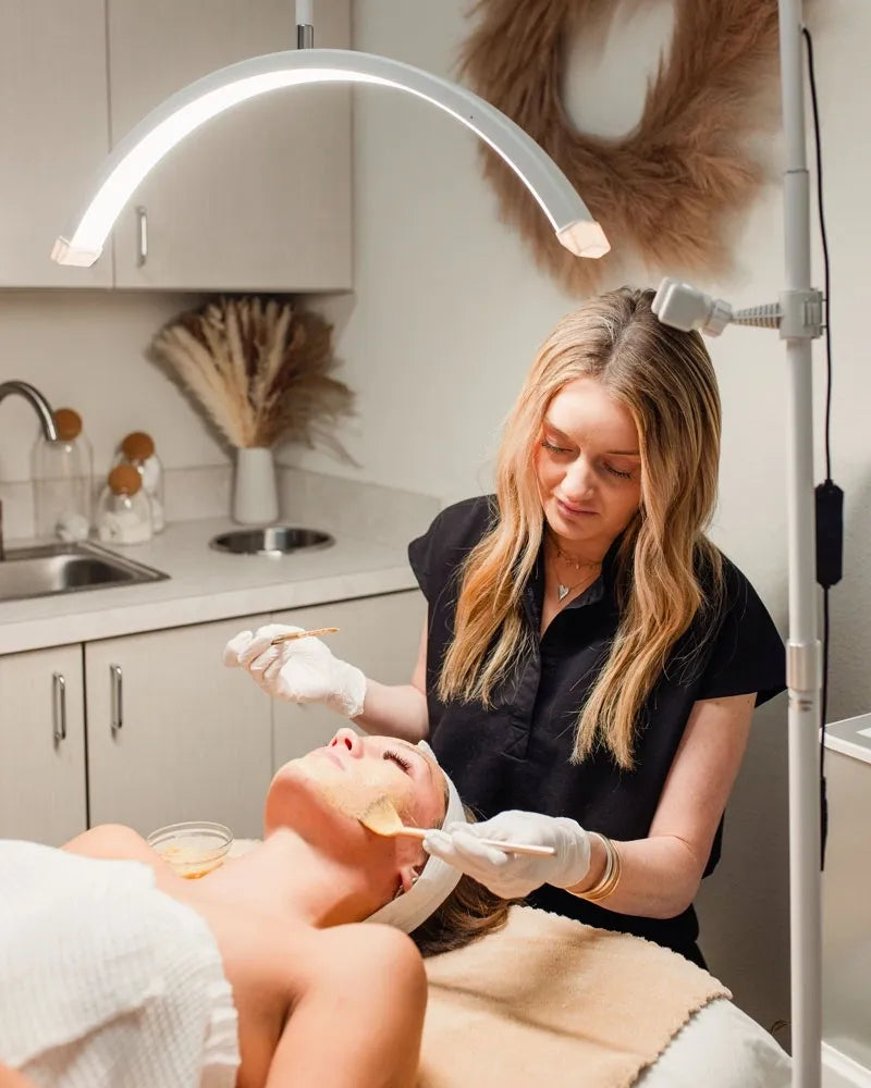 Microdermabrasion vs chemical peels